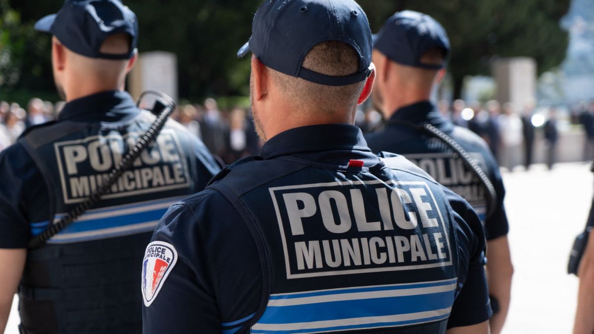 Agressions à l'école: une mère d'élève s'en prend au directeur et au personnel à Nice