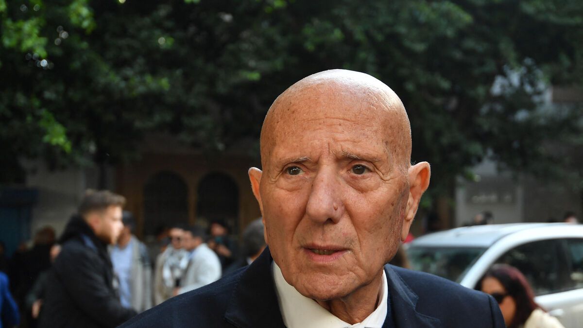 La répression de l'opposition tunisienne s'intensifie avec l'arrestation d'Ahmed Néjib Chebbi