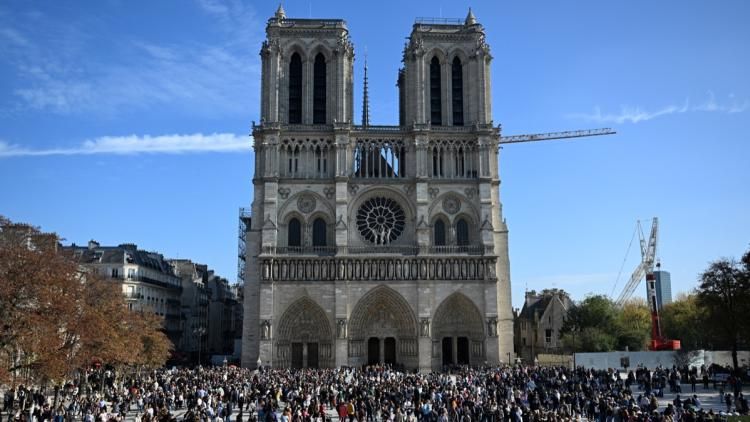 Notre-Dame : un an après la renaissance du monument emblématique
