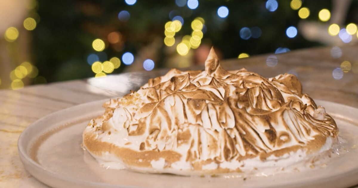 Omelette norvégienne à l'amande : une douceur festive signée Cyril Lignac