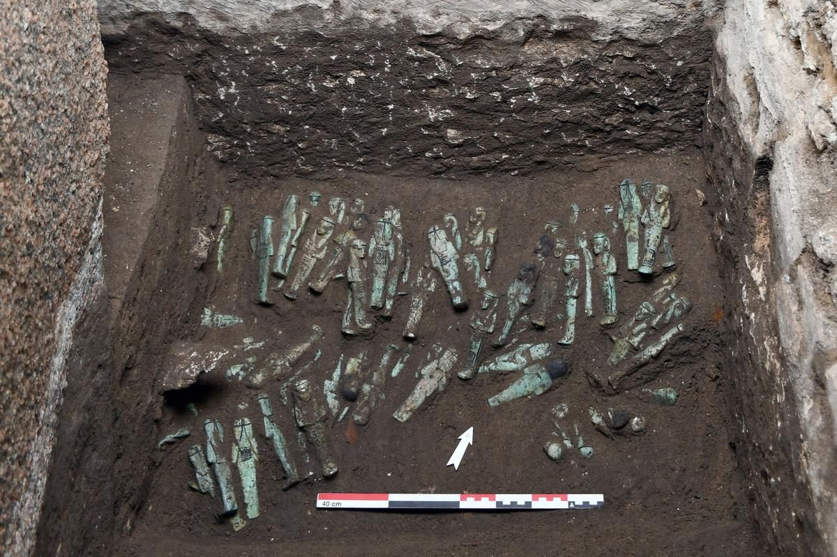 La découverte fascinante de 225 statuettes révélant les mystères de la nécropole de Tanis