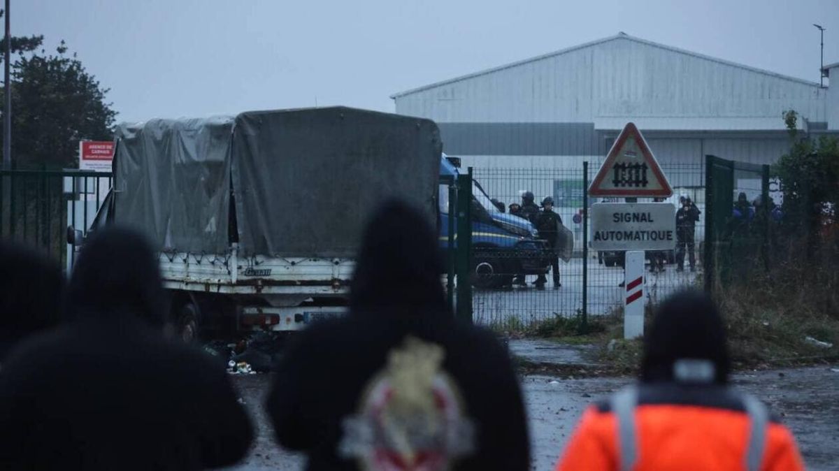 Rave-party en Bretagne : tensions et blocage à Carhaix