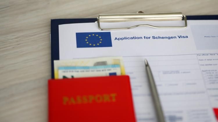 L'UE resserre les vis sur les voyages sans visa dans l'espace Schengen