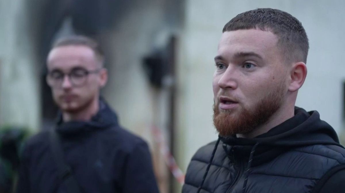 Des jeunes héroïques sauvent un couple en flammes : l'histoire inspirante d'un acte courageux