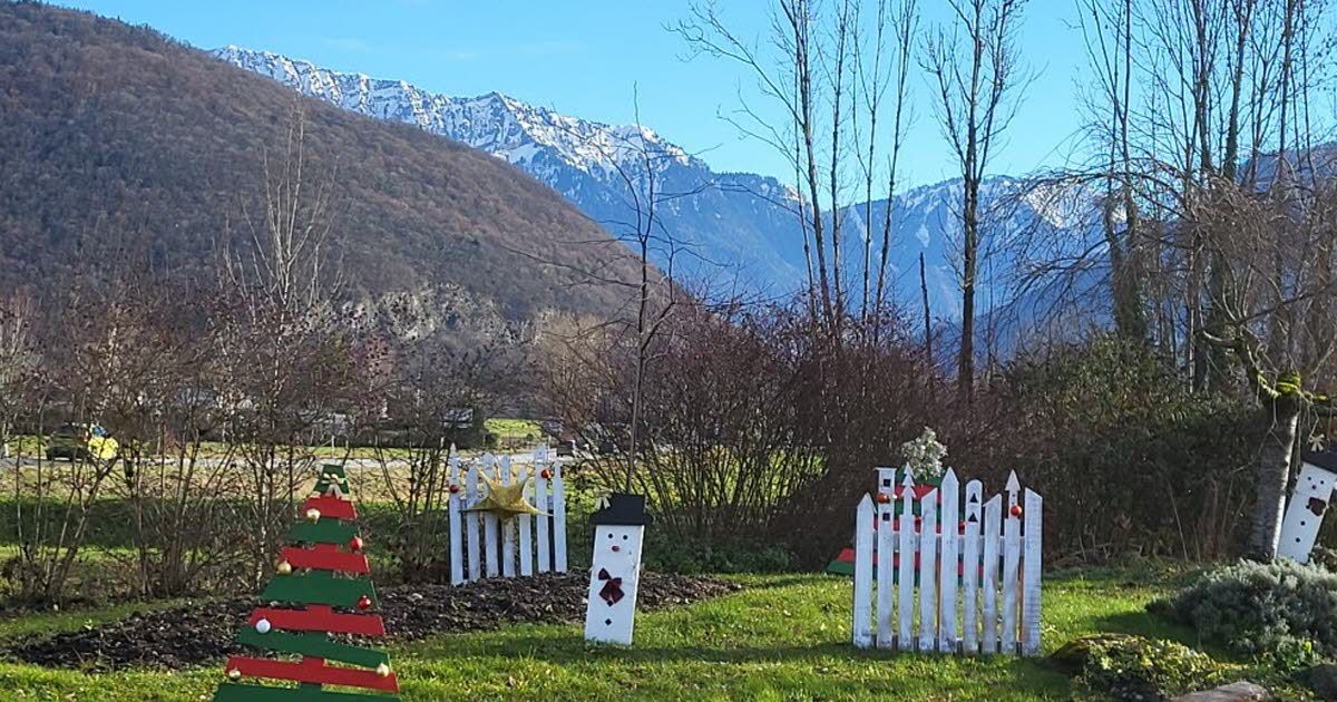 Le vol des illuminations de Noël à Doussard : un acte de vandalisme choquant