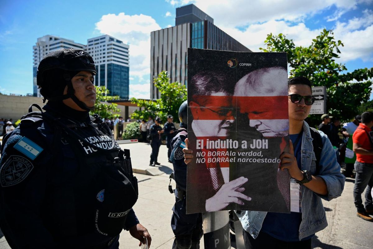 Honduras : l'ancien président Hernandez de nouveau dans la tourmente