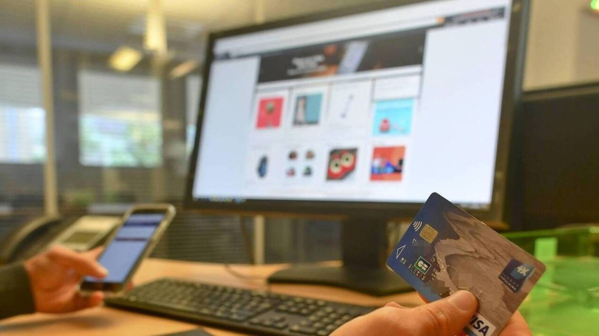 Fêtes de Noël : attention aux arnaques en ligne