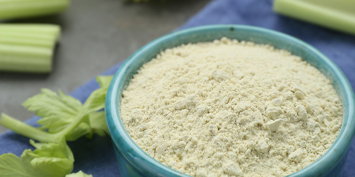 Savourez des plats maison avec du sel de céleri fait maison