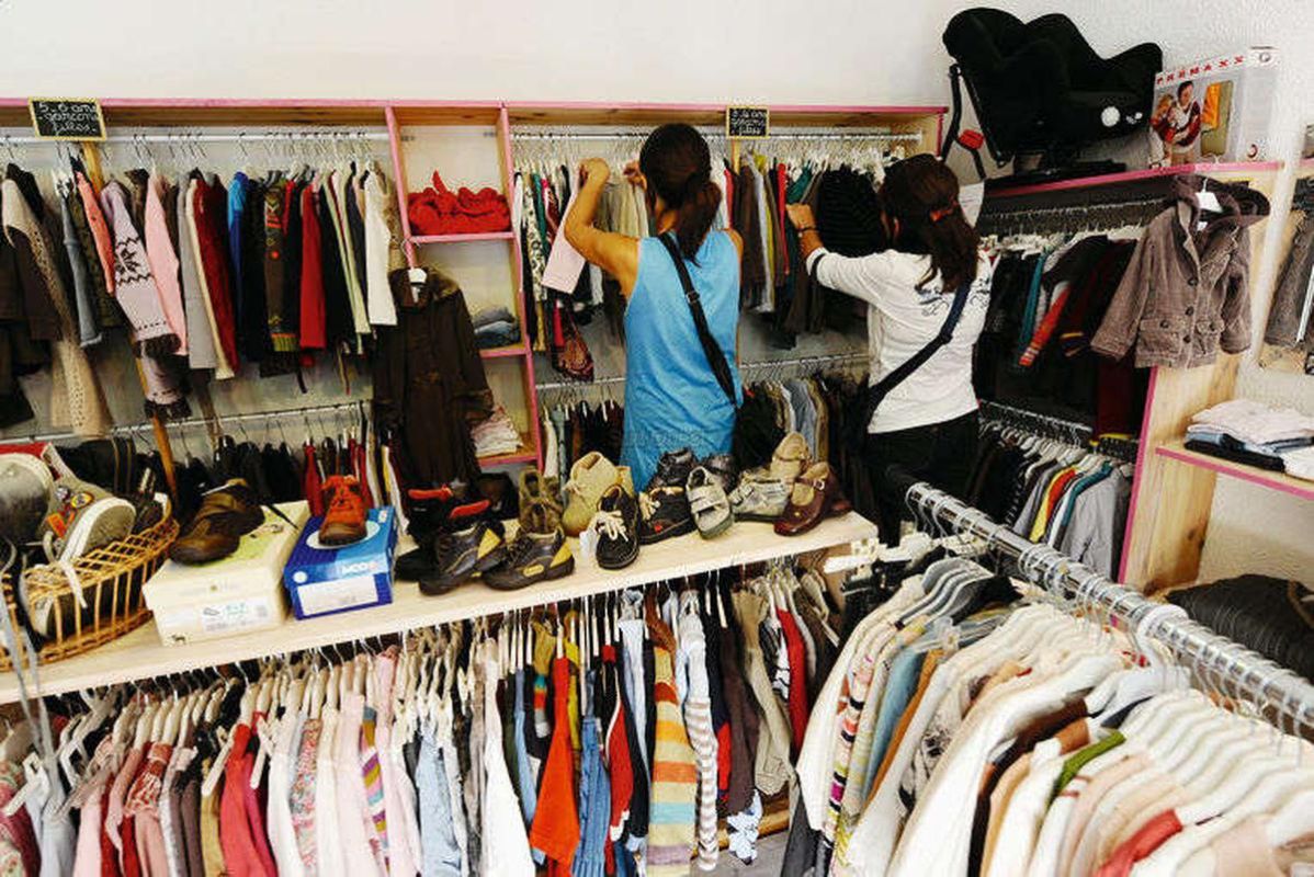 Les vêtements en polyester recyclé : une illusion écologique