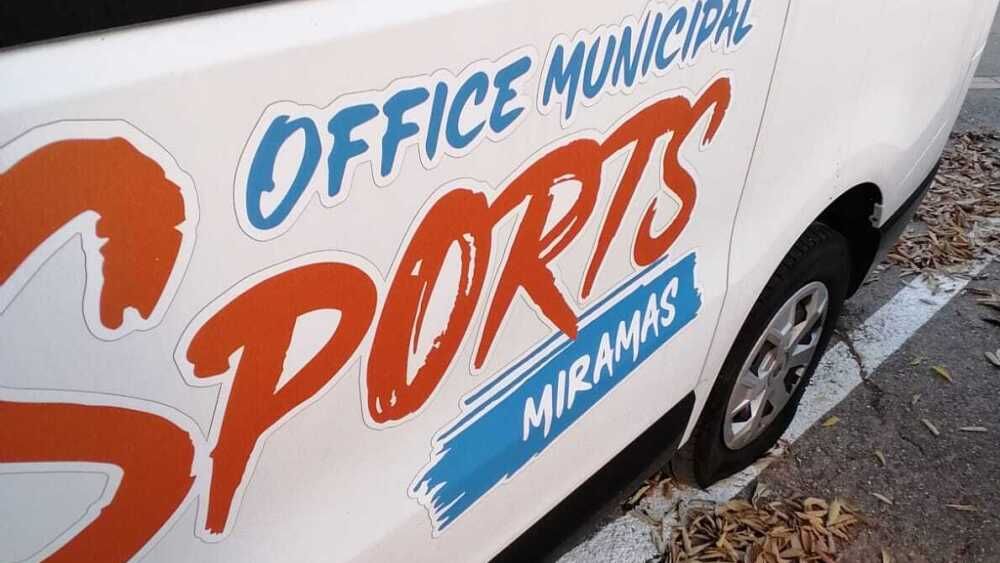 Un minibus associatif victime de vandalisme à Miramas : un coup dur pour les jeunes sportifs