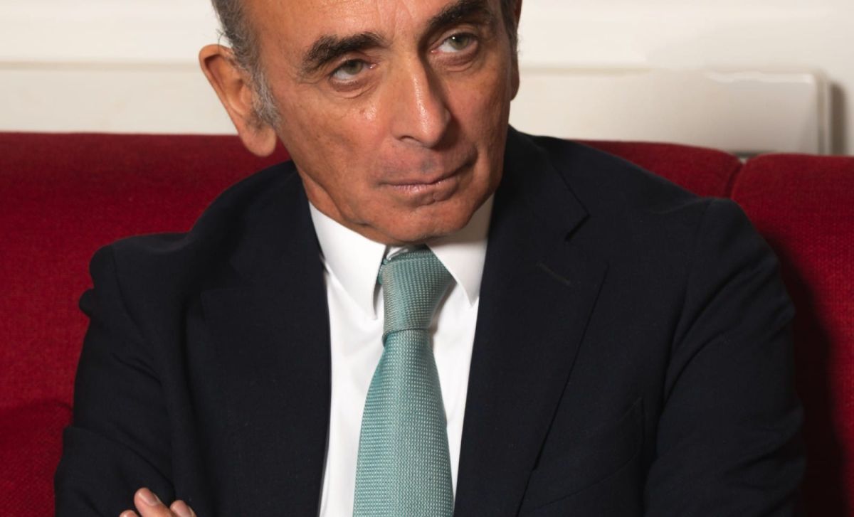 Rencontre entre culture et foi : le débat entre un évêque et un homme politique