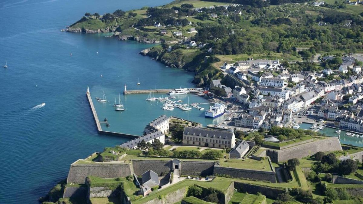 Belle-Île-en-Mer : l'élégance de l'immobilier face aux faibles impôts