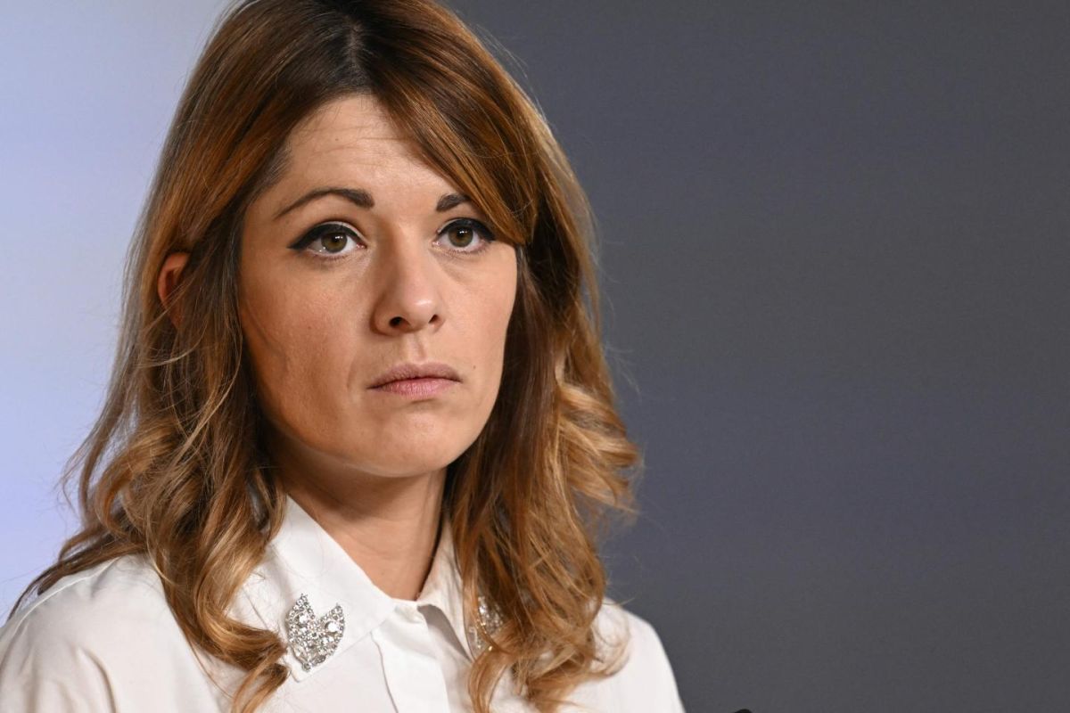 Maud Bregeon, une porte-parole sous les projecteurs : enjeux et perspectives