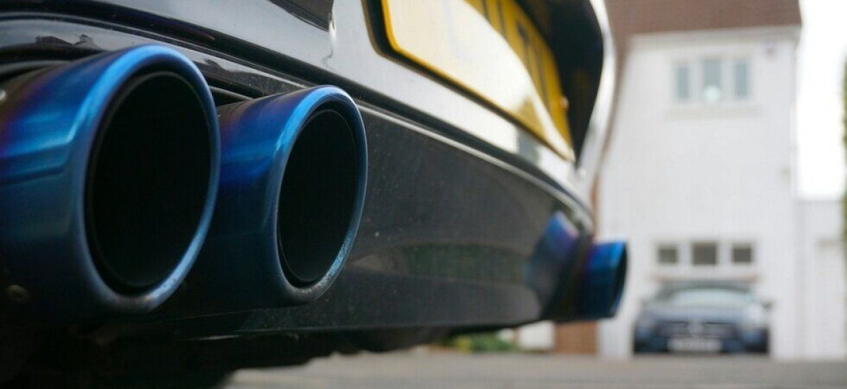 Une commune alsacienne lutte contre la pollution : des amendes pour les moteurs à l'arrêt