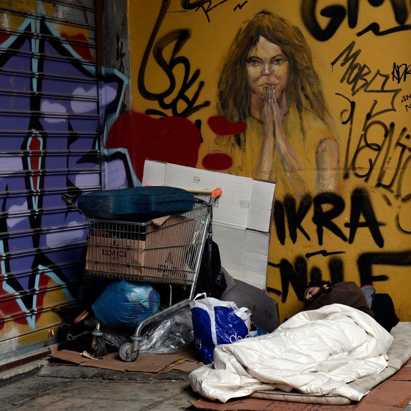 Un Nouvel An solidaire : un sans-abri retrouve chaleur et réconfort