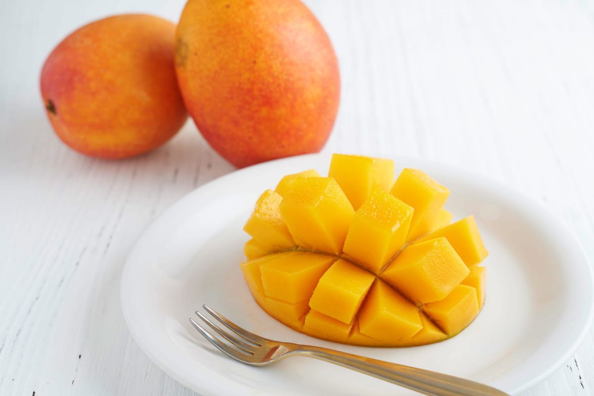 Les secrets pour couper une mangue avec aisance