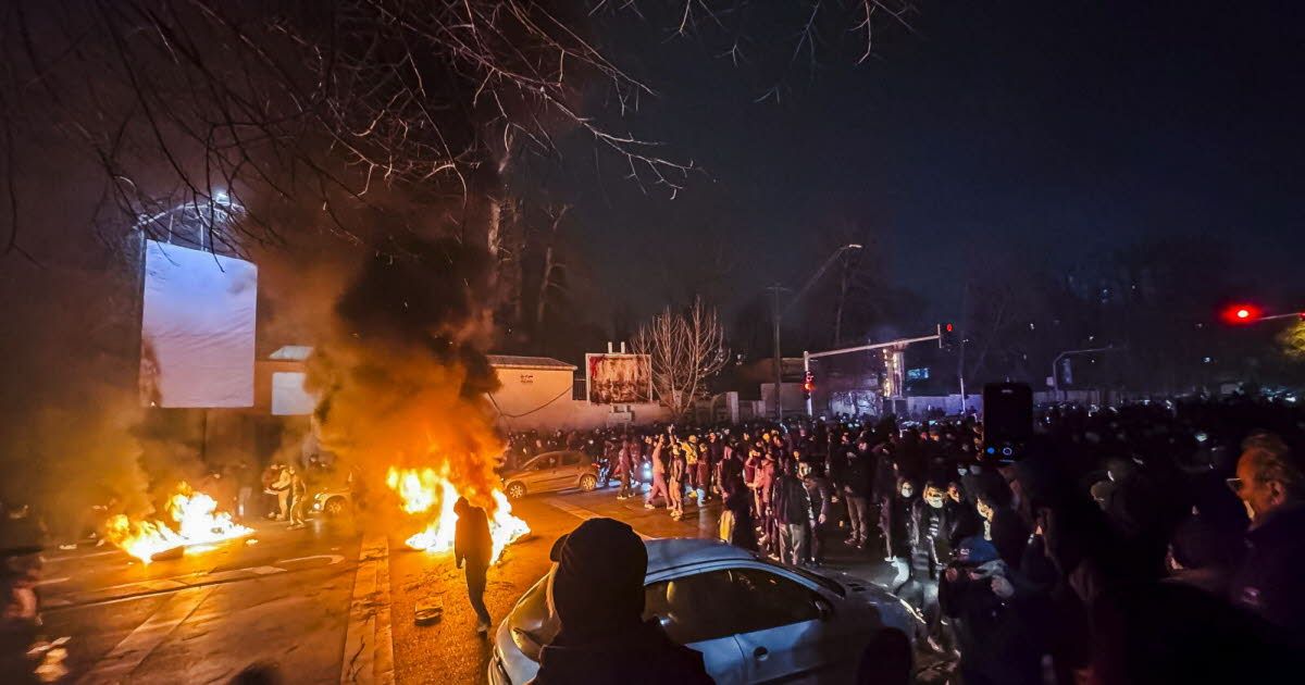 La répression en Iran : entre manifestations et silence numérique