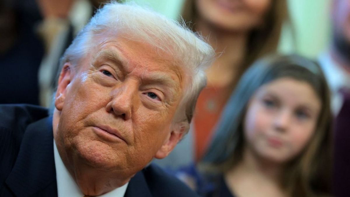 Donald Trump évoque la fin des violences en Iran tout en laissant planer le doute sur une intervention