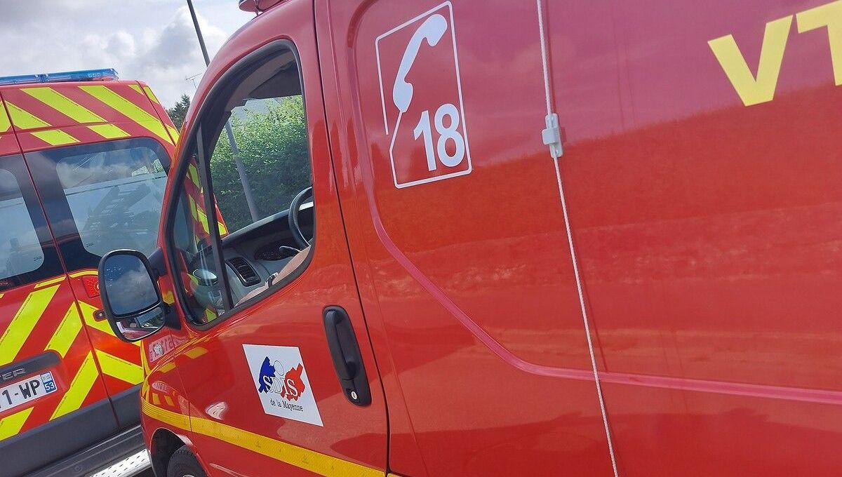 Accident à Craon : collision entre une voiture et une camionnette, deux blessés