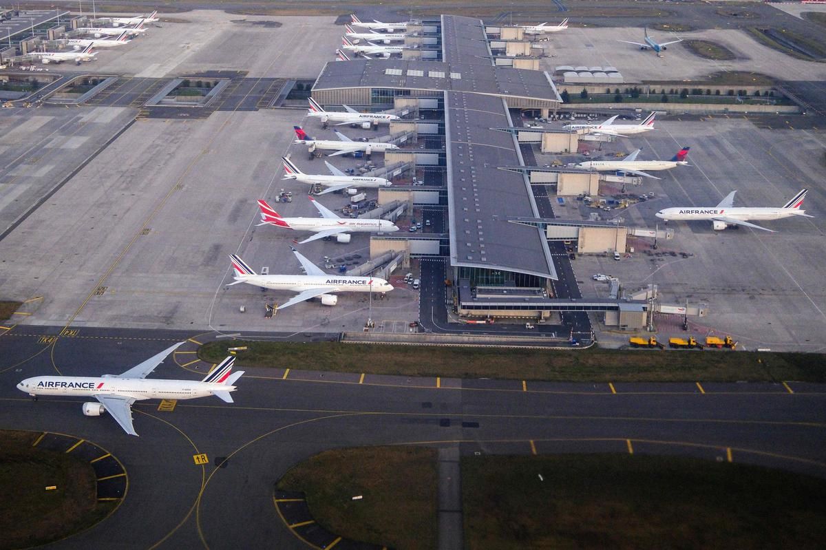 Air France et KLM suspendent leurs vols vers le Moyen-Orient face aux tensions en Iran