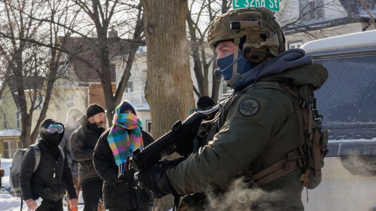 Un nouveau drame à Minneapolis : le gouverneur dénonce des tirs fédéraux choquants