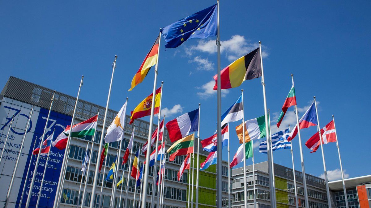 l'ue qualifie les gardiens de la révolution d'organisation terroriste : vers un nouveau cap dans les sanctions