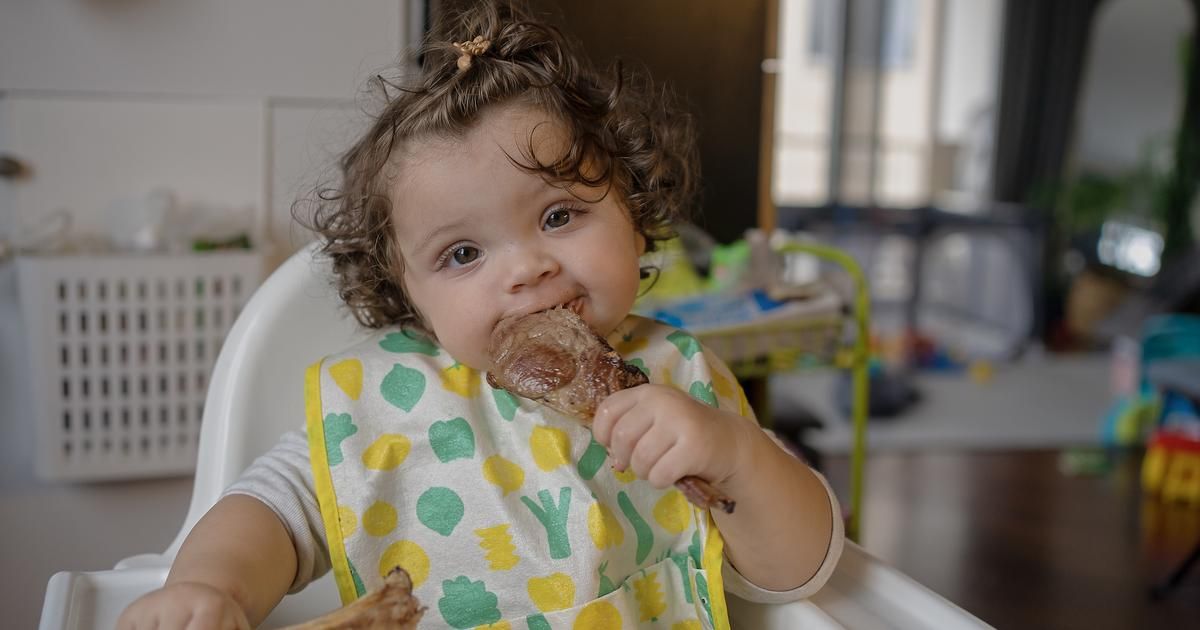 Le régime carnivore pour enfants : une mode inquiétante qui inquiète les experts