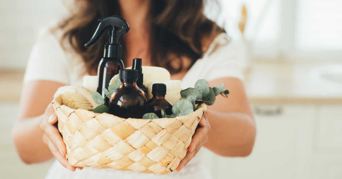 Optez pour un nettoyage éco-responsable : les indispensables pour un foyer zéro déchet