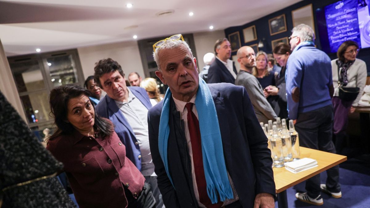 Municipales 2026 : l'attente palpable du camp Bouchet à Tours