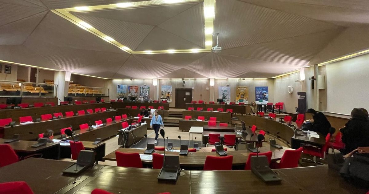 À Orléans, un avantage confirmé pour Serge Grouard au second tour