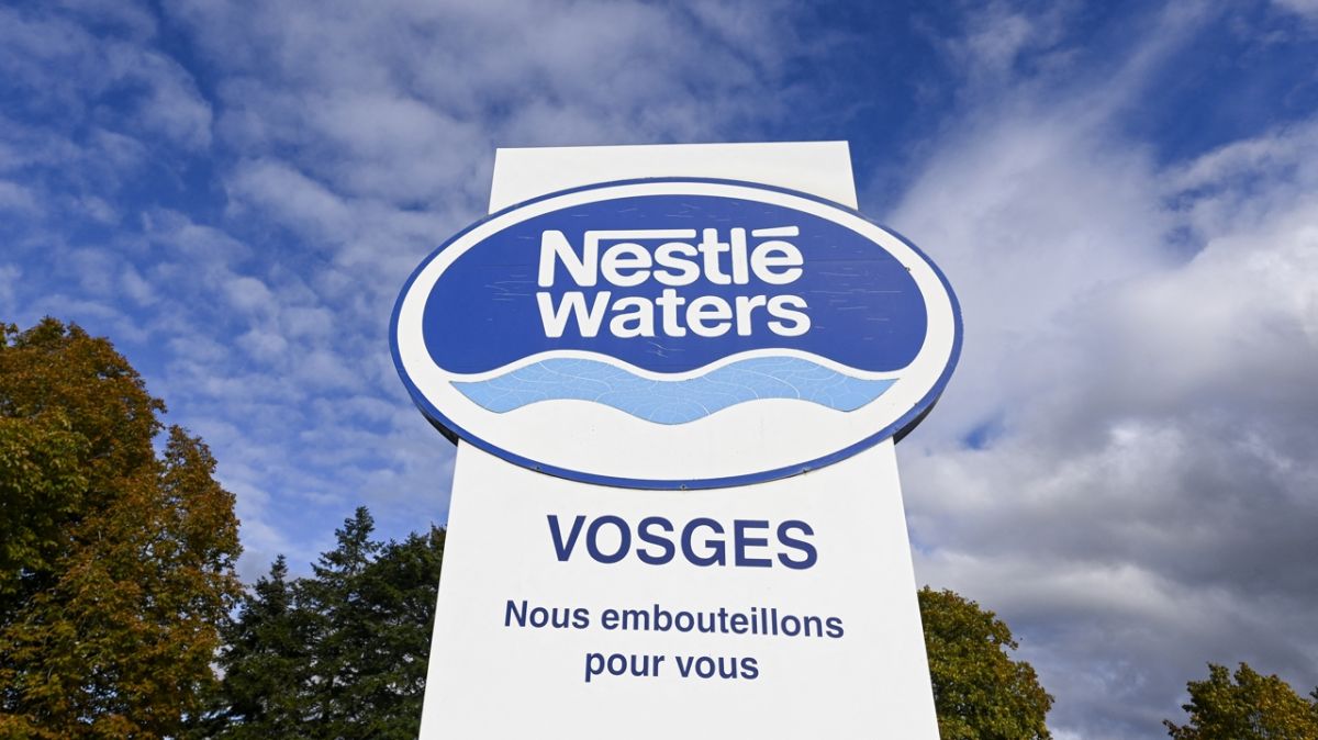 Nestlé face à la justice pour des déchets plastiques près de Vittel