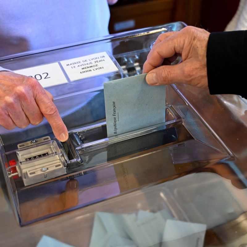 Élections municipales 2026 : un homme s'éteint après avoir voté