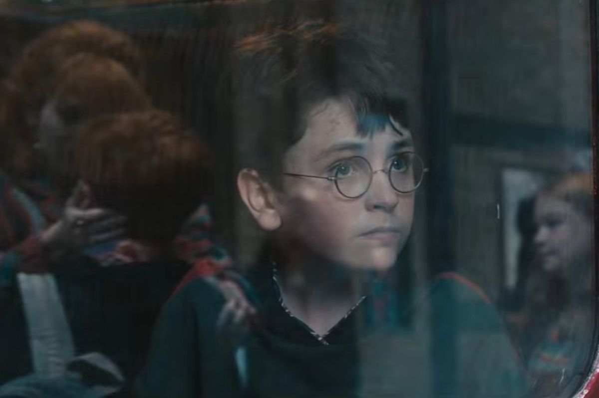 Un voyage dans l'univers magique de Harry Potter : la bande-annonce qui fait rêver
