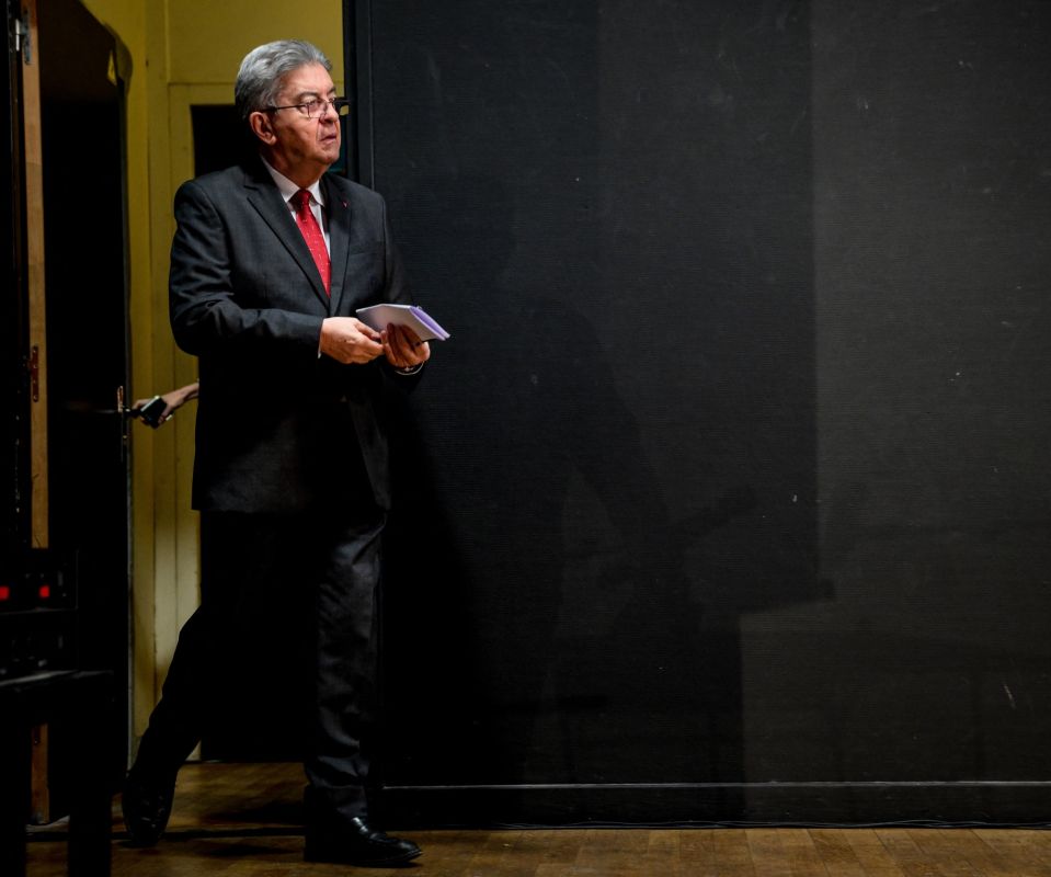 Mélenchon face à l'oubli de Jospin : une invitation finalement confirmée