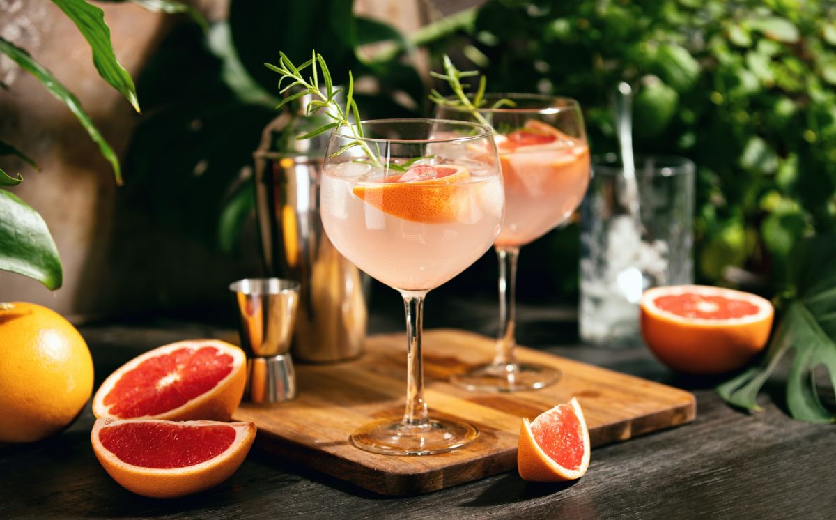 Citrus fizz hivernal : un cocktail sans alcool aussi rafraîchissant que gourmand