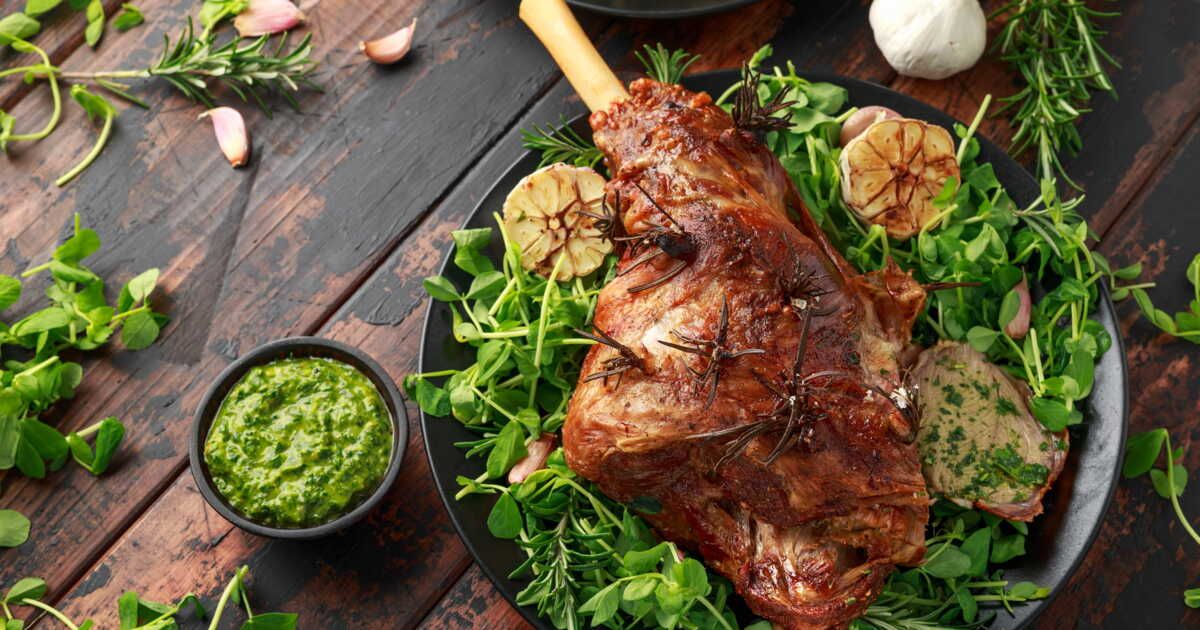 Le gigot de 7 heures : une recette d'Alain Ducasse à savourer pour Pâques