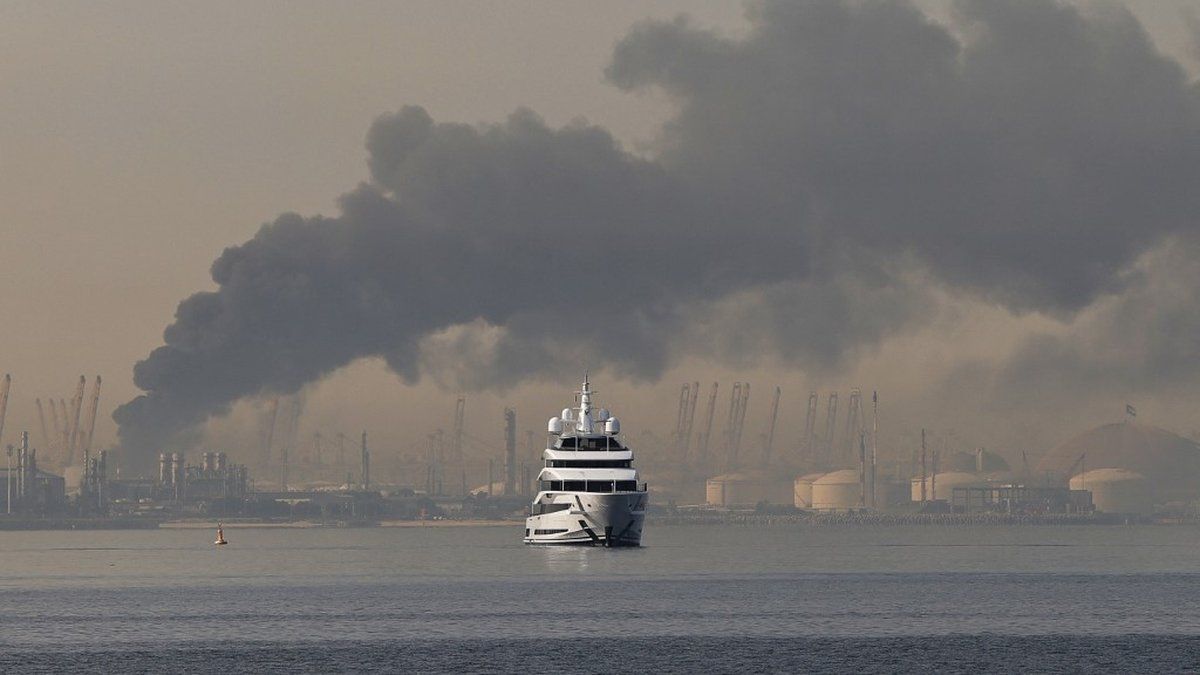 Guerre au Moyen-Orient : l'Iran frappe un pétrolier koweïtien près de Dubaï