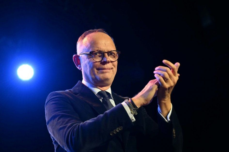 Édouard Philippe en tête : une victoire annoncée contre Jordan Bardella en 2027