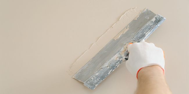 Stuc ou stucco : le guide ultime pour embellir vos murs