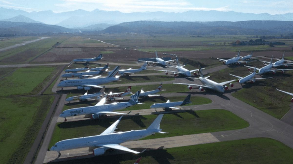 Les vacances d'été des Français face à une possible pénurie de kérosène