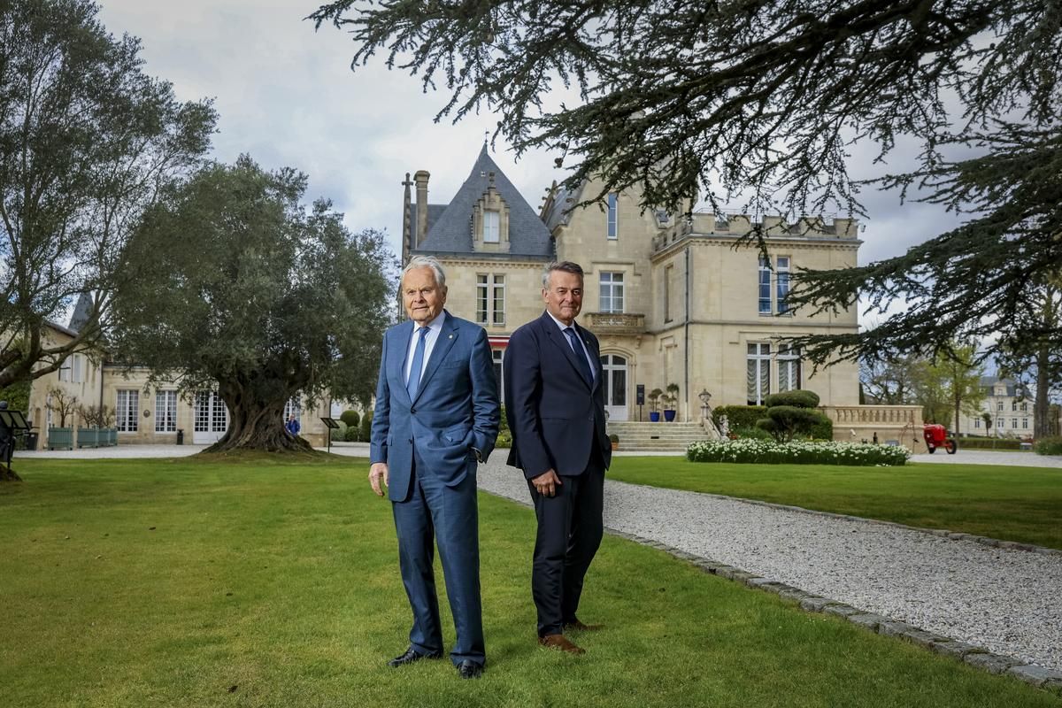 Bernard Magrez : un architecte du vin à 90 ans d'innovation et de succès