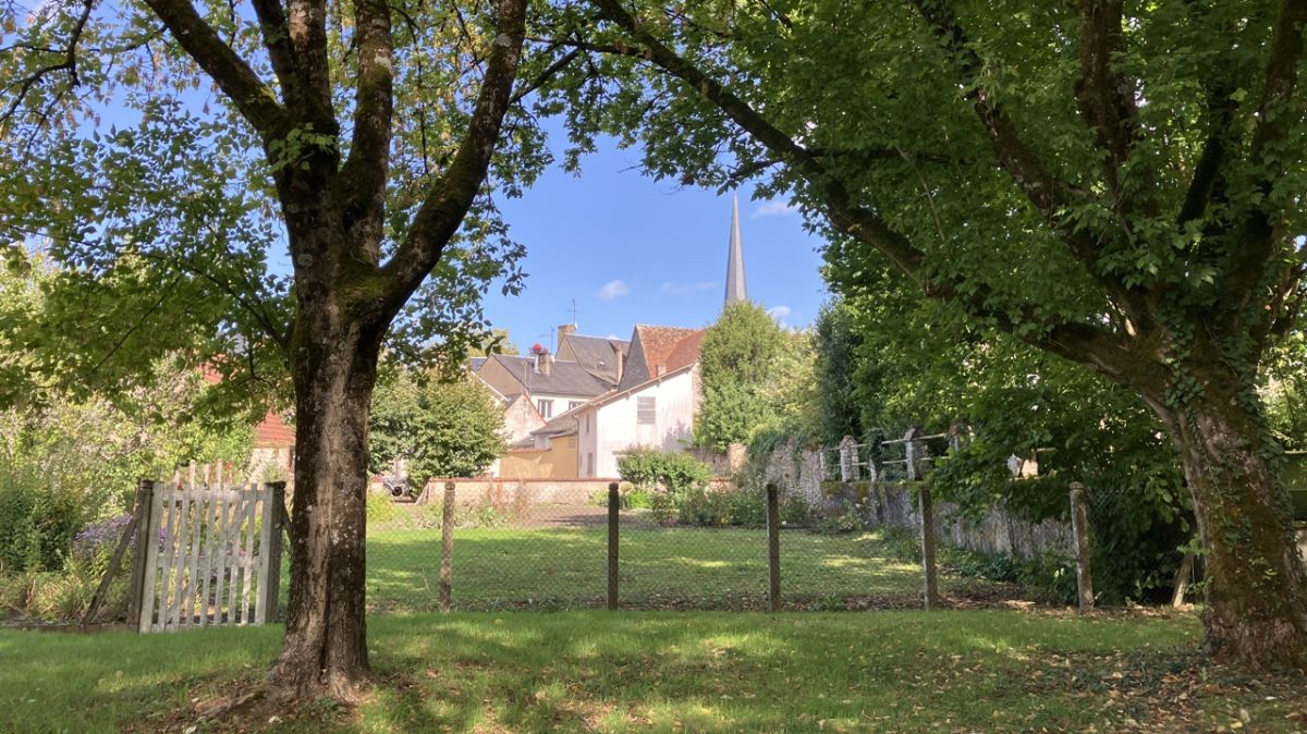 À Cour-Cheverny, la bataille immobilière fait rage