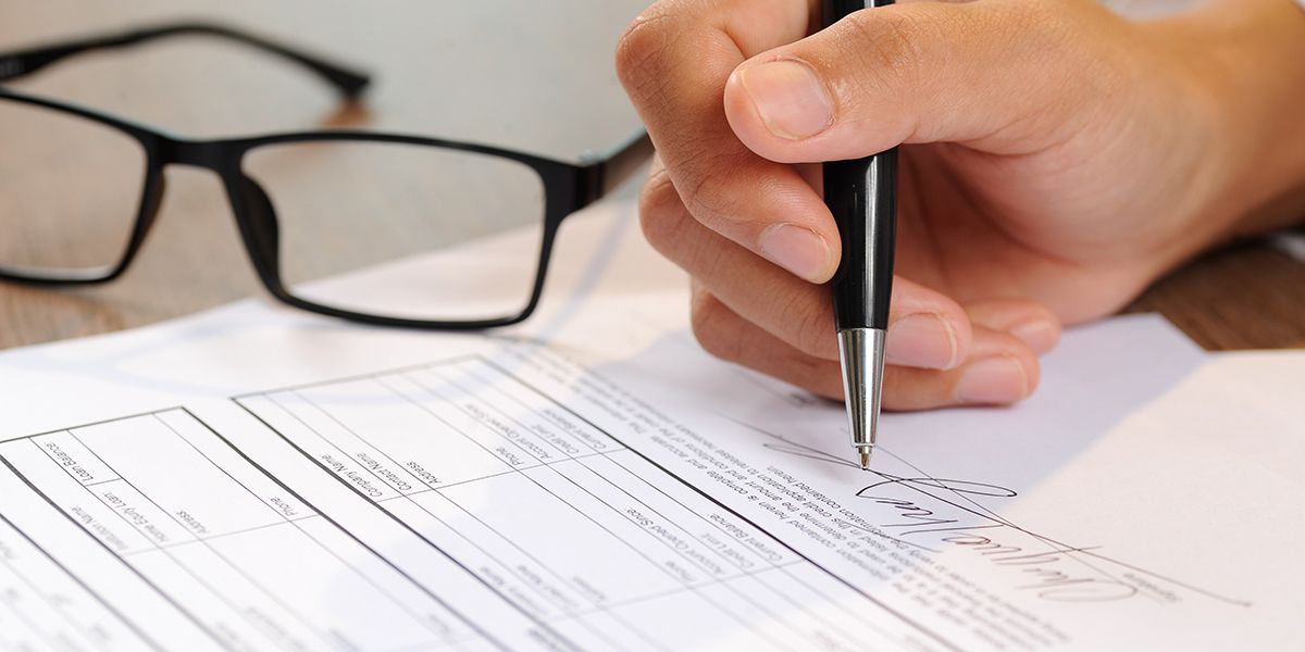 Garder le nom de son ex après un divorce : quelles sont vos options ?