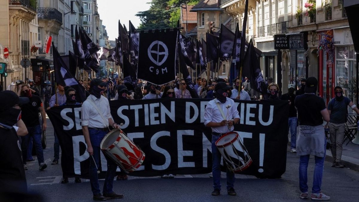 La mobilisation interdite contre l'extrême droite à Paris : tensions et enjeux
