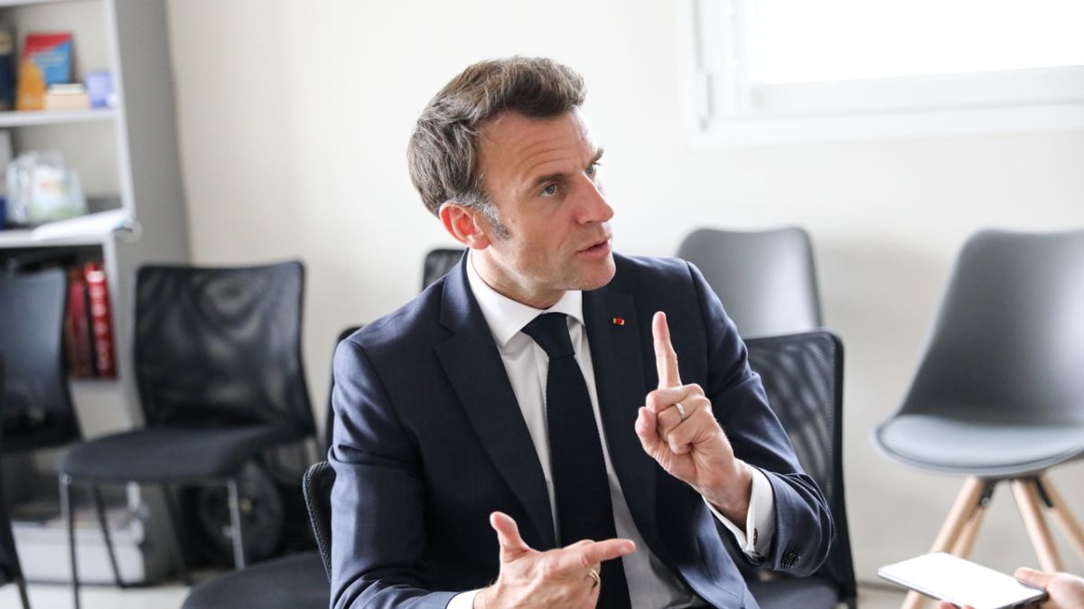 Guerre au Moyen-Orient : Emmanuel Macron critique fermement les frappes iraniennes sur les Émirats