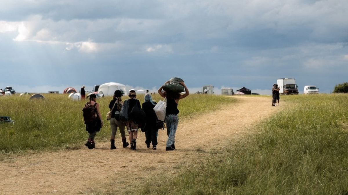 Des affrontements marquent la fin d'une free party tumultueuse dans le Cher