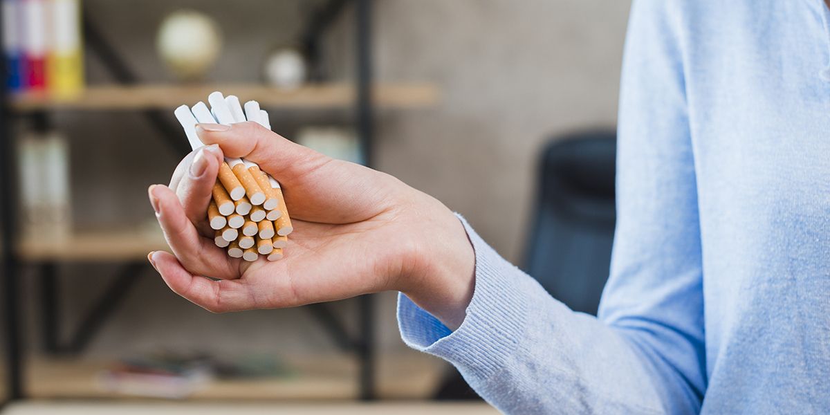 Fumer coûte cher : qu'en est-il des dépenses annuelles des fumeurs ?