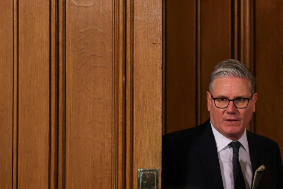 Starmer promet de prouver sa valeur après une défaite cuisante