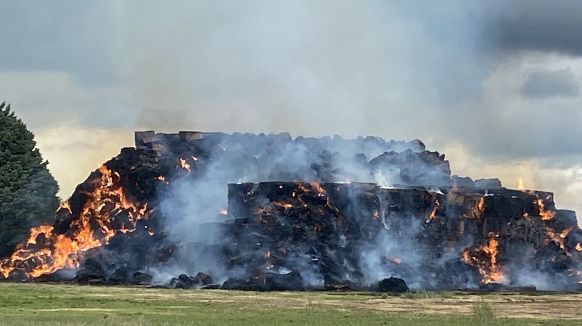 Un incendie suspect consume un pailler près de Doussay