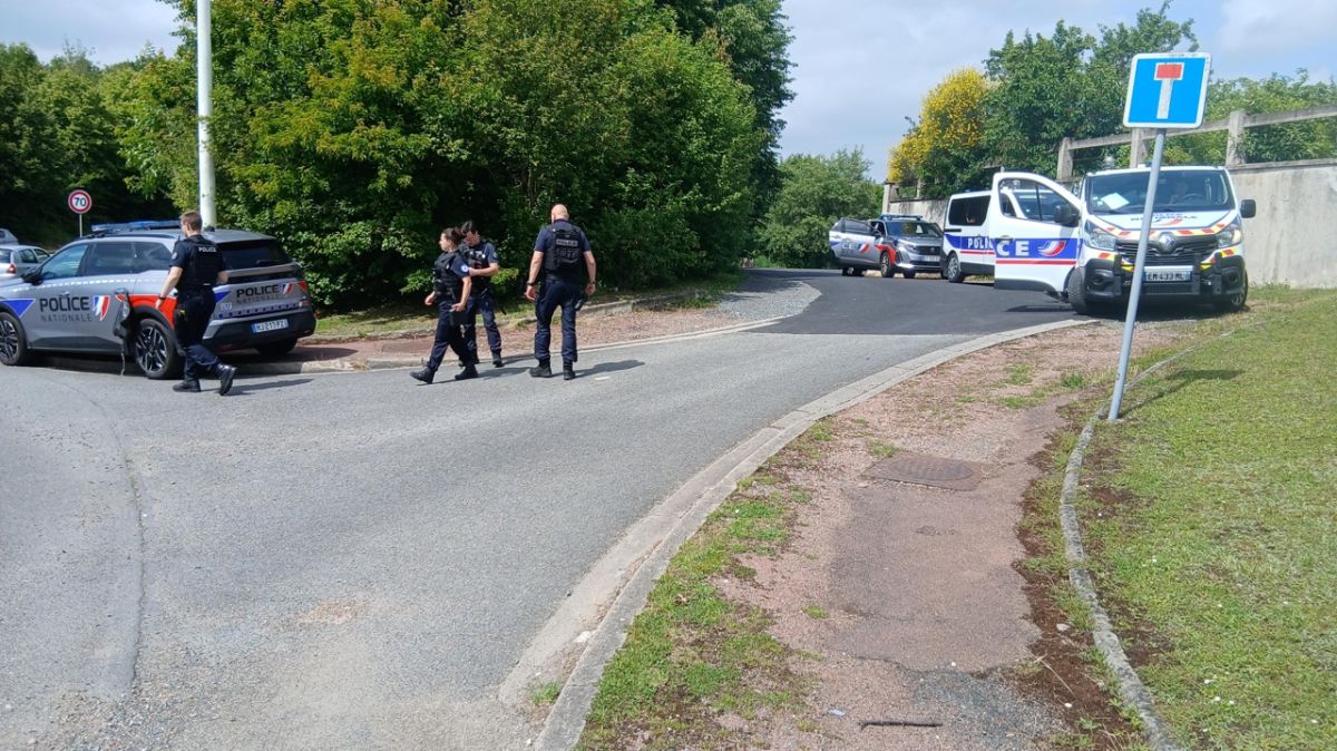 Un impressionnant dispositif policier déployé à Tours pour lutter contre le trafic de stupéfiants